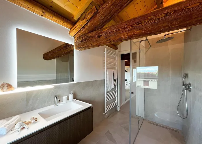فيلة Luxury جيسولو